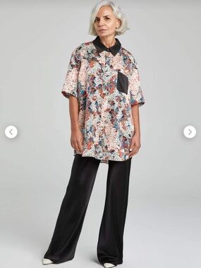 Silk Laundry Women’s Short Sleeve Boyfriend Shirt - In Garden Party